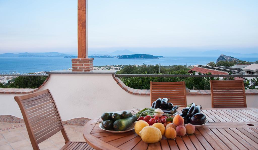 Relais Maison De Charles Искья Экстерьер фото